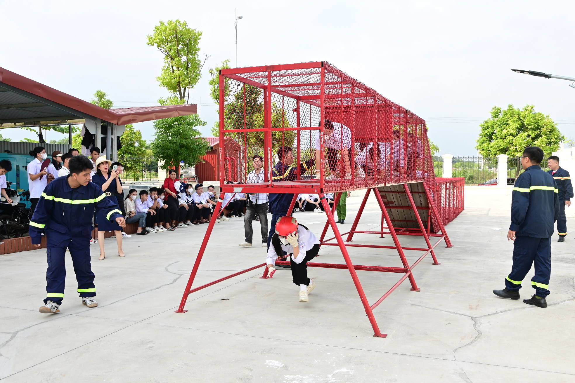 Toàn quốc tổ chức 534 điểm trải nghiệm, thực hành PCCC và CNCH